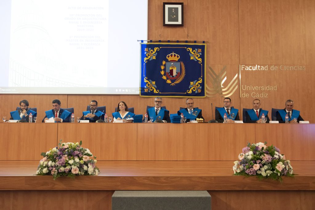 Acto De Graduación De La 10ª Promoción Del Grado En Arquitectura Naval ...