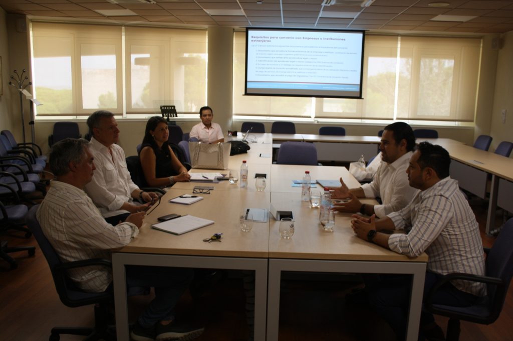 IMG El rector de la Universidad Tecnológica de Cancún visita la Universidad de Cádiz